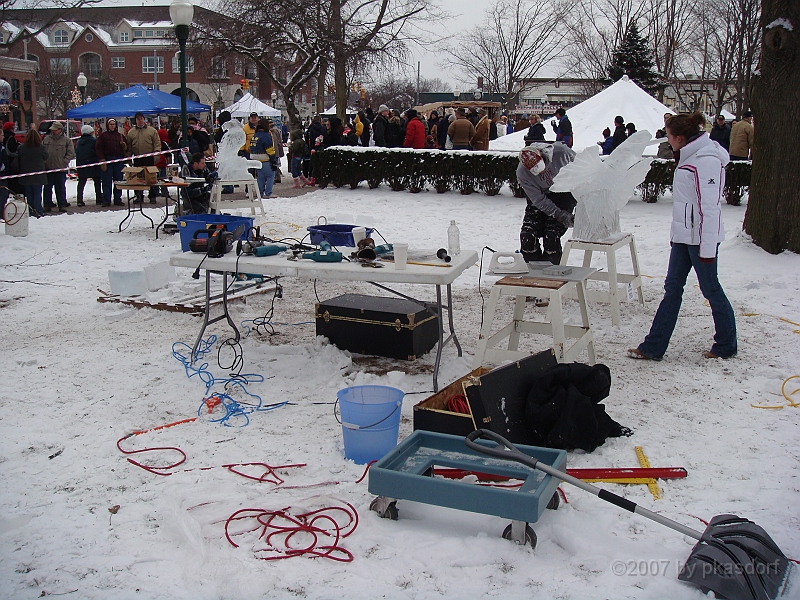 024 Plymouth Ice Show [2008 Jan 26].JPG - Scenes from the Plymouth, Michigan Annual Ice Show.